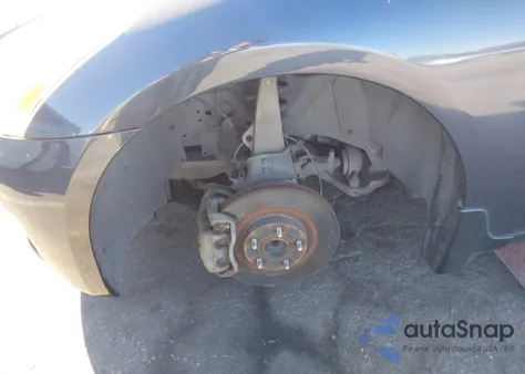 2009 Infiniti G37 Journey from USA, damaged, VIN JNKCV61E79M012078